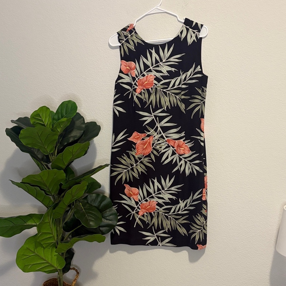 Tommy Bahama Black Dress with Orange and Green floral Leaf Design 100% silk 12